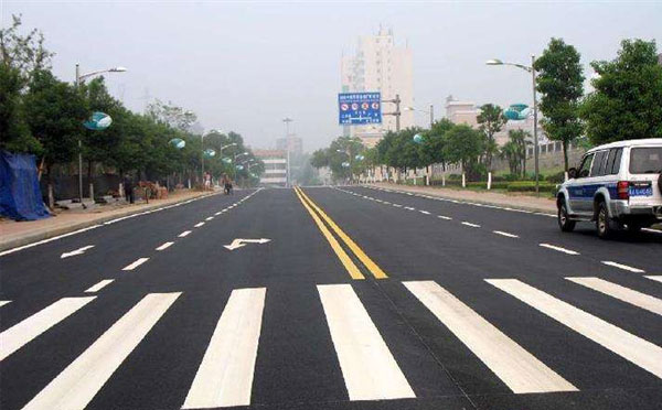 灵台标线涂料在灵台环氧地坪项目中的选择与应用