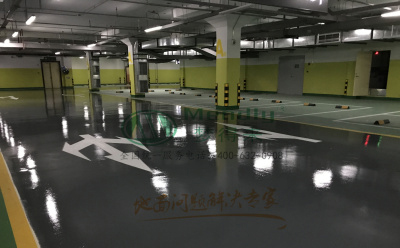 ‌旧地面翻新方案：灵台环氧地坪涂层覆盖混凝土裂缝修复技术